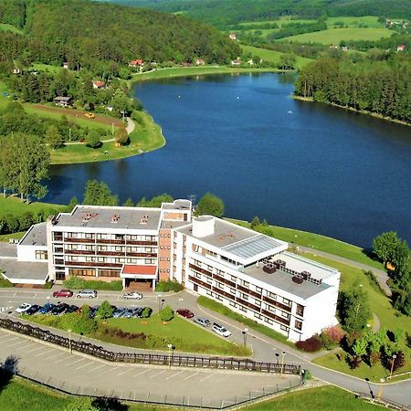 Hotel Adamantino Luhačovice Kültér fotó