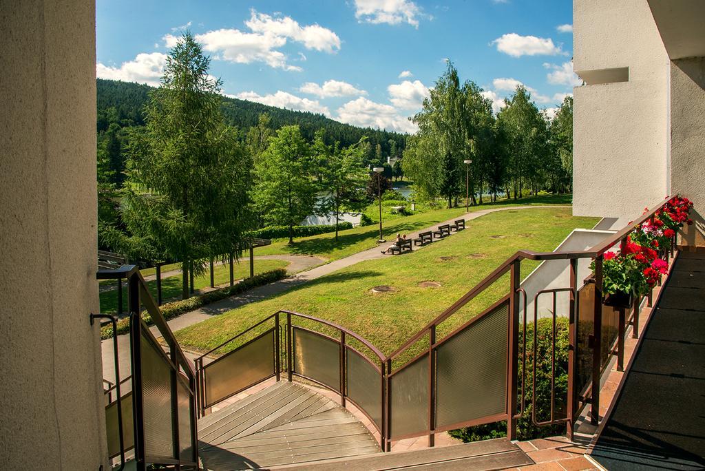 Hotel Adamantino Luhačovice Kültér fotó
