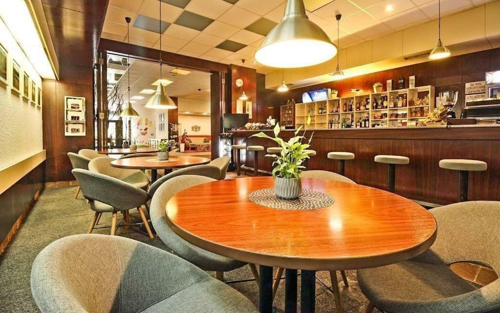 Hotel Adamantino Luhačovice Kültér fotó